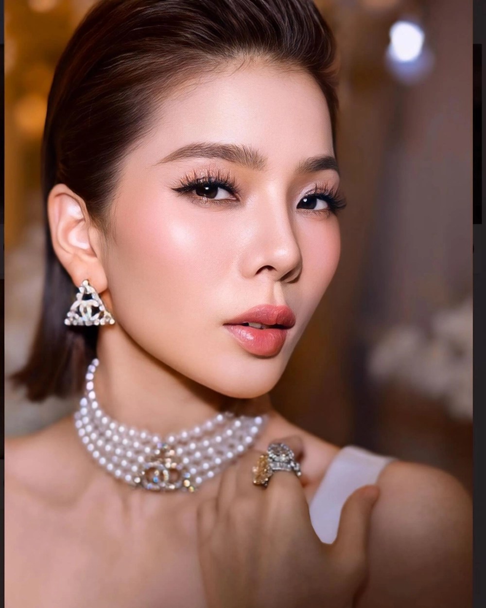 lời bài hát lệ quyên biển cạn mang đến giai điệu buồn da diết