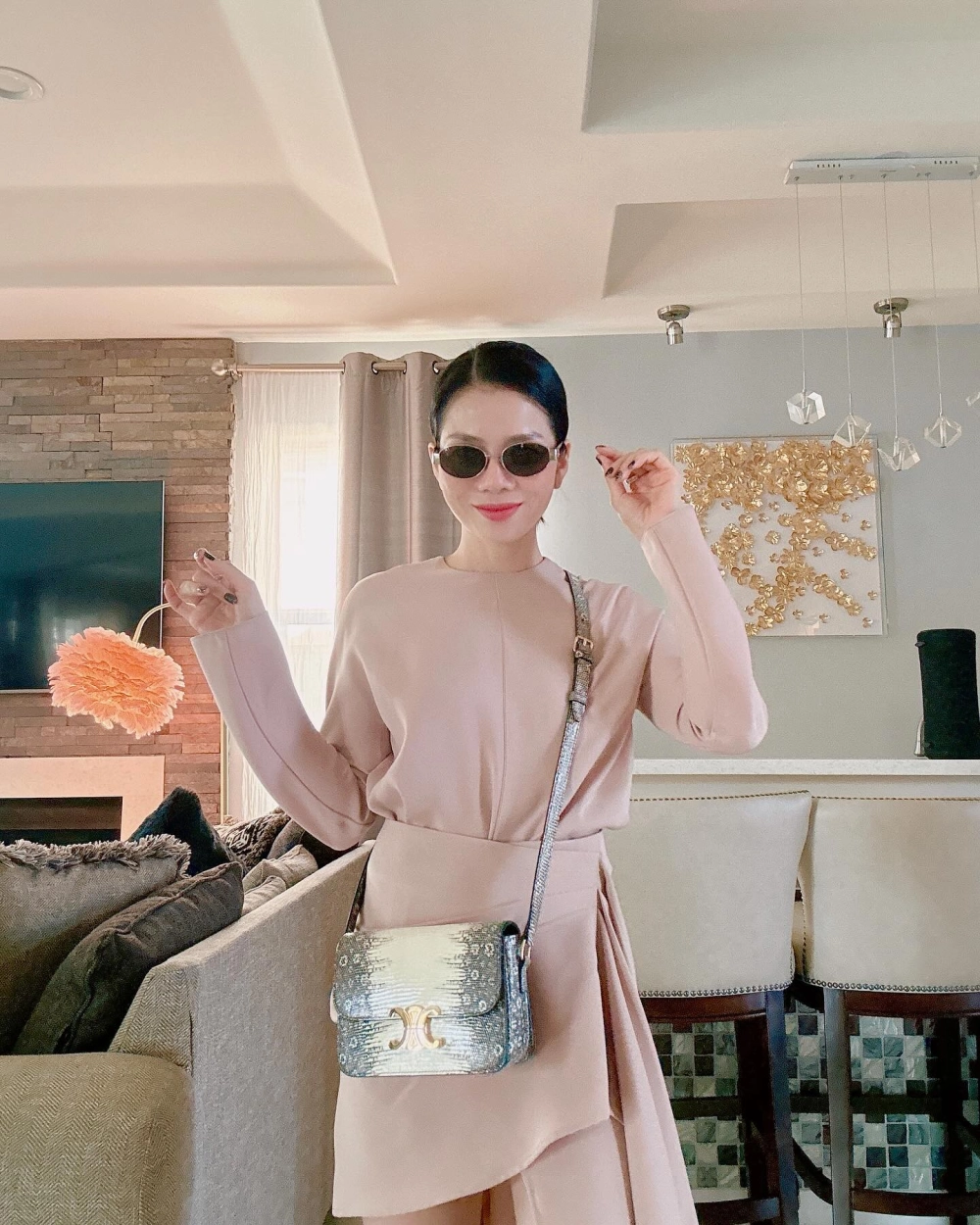 lời bài hát lệ quyên thành phố buồn là ca khúc bolero nổi tiếng được nhiều người yêu thích