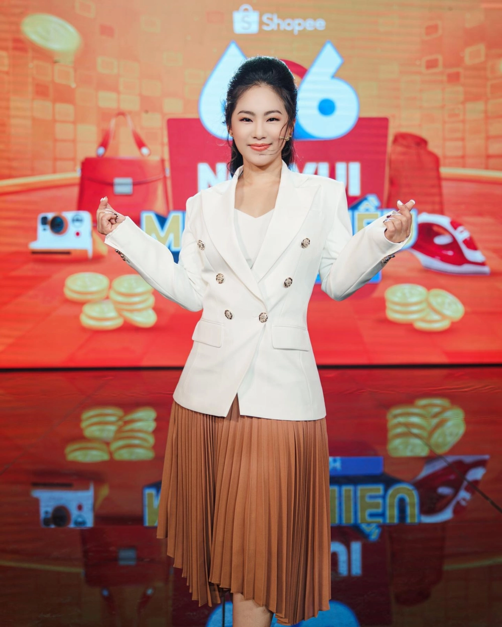 Hình ảnh bụi phấn lương bích hữu đầy cảm xúc và hoài niệm