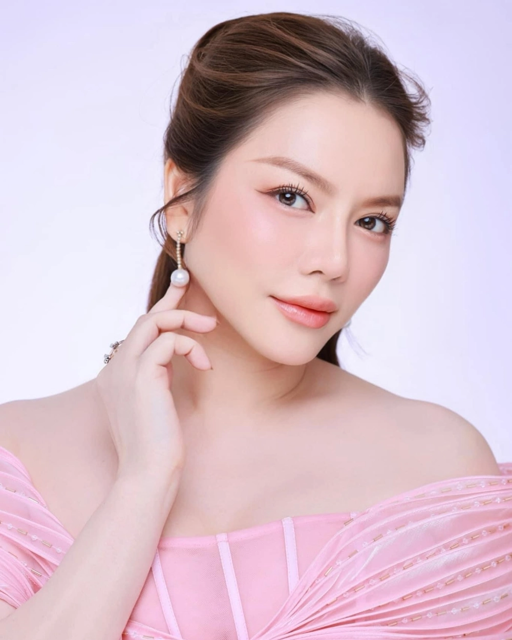 Sinh nhật Lý Nhã Kỳ 19/7 luôn xa hoa lộng lẫy
