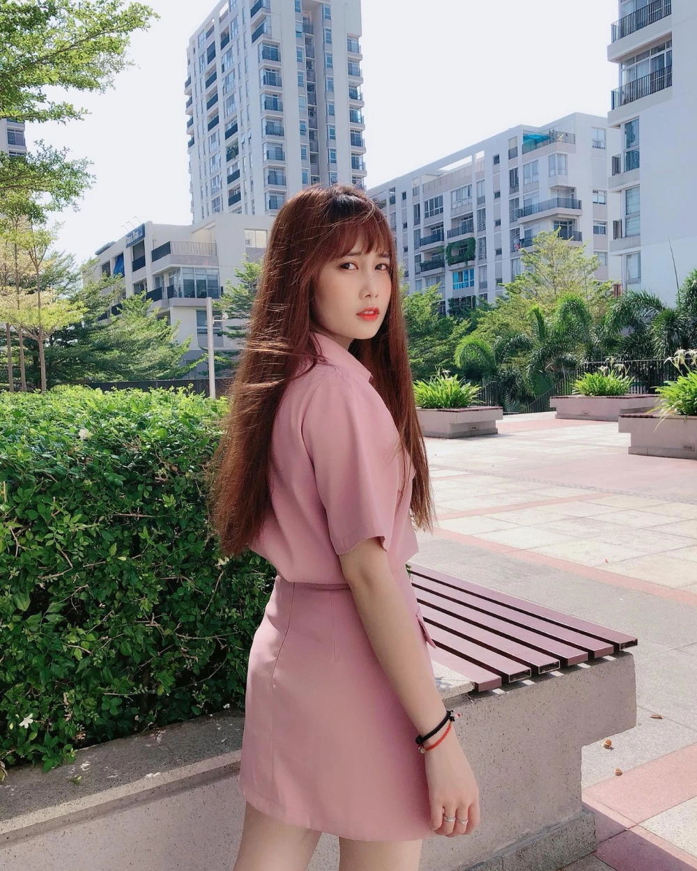 Mai Quỳnh Anh làm nghề gì? Cùng tìm hiểu về sự nghiệp đa dạng của cô
