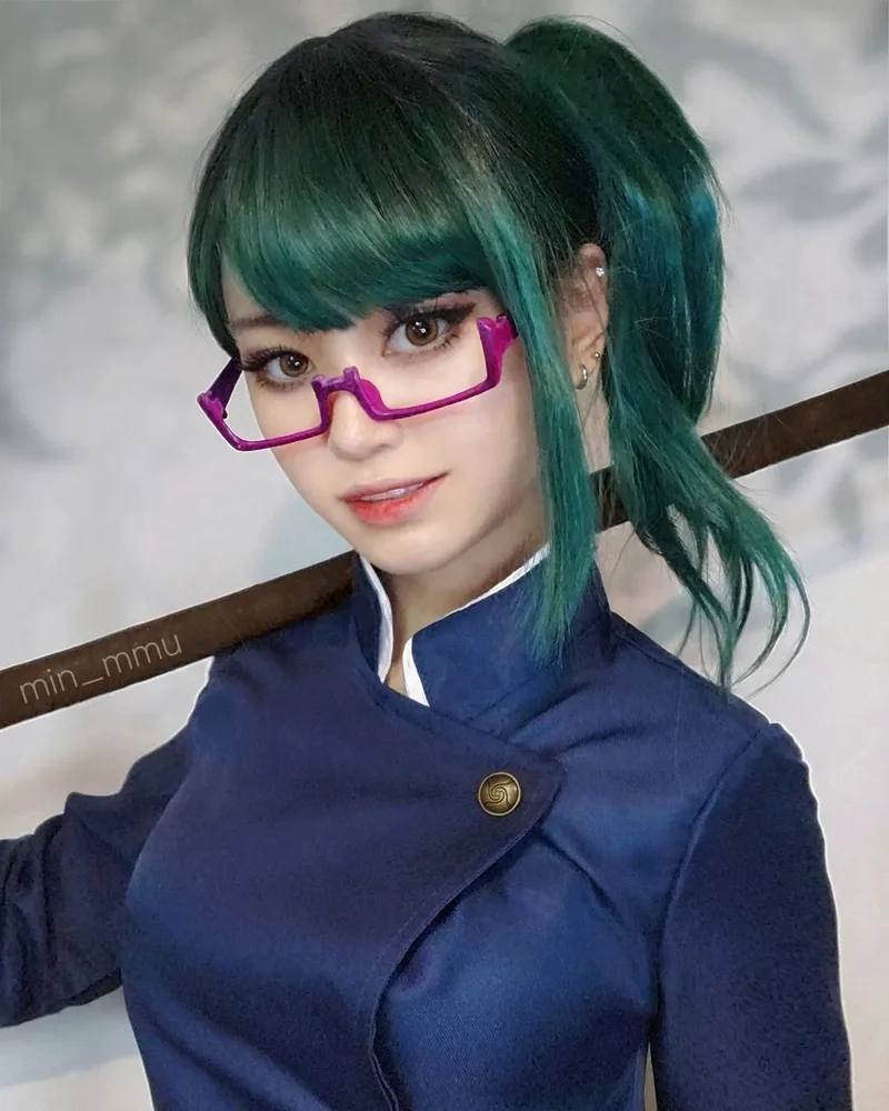 Cosplay Maki Zenin nổi bật với thần sắc đỉnh cao