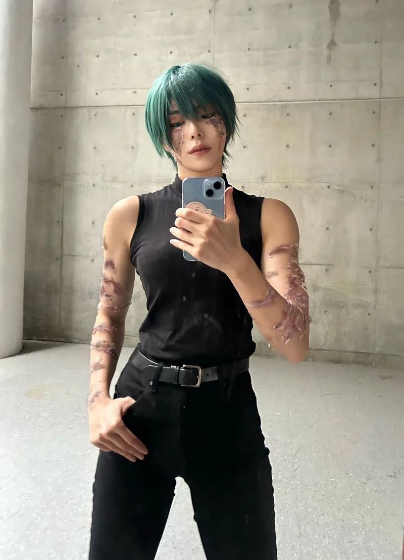 Cosplay Maki mang đến thần thái ngút trời khó cưỡng