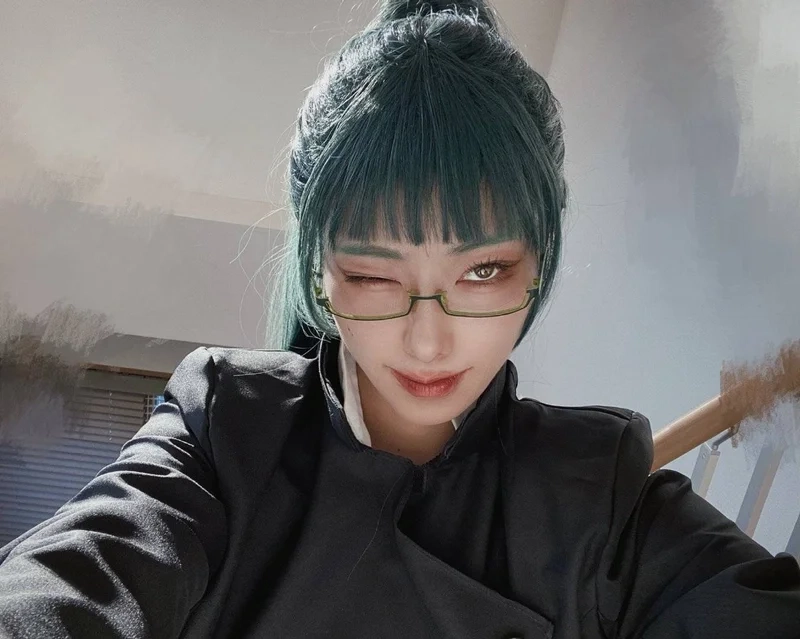 Maki cosplay tái hiện thần thái chuẩn không cần chỉnh