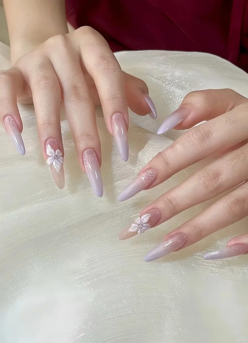 Tối giản nhưng vẫn xinh với nail tết đơn giản