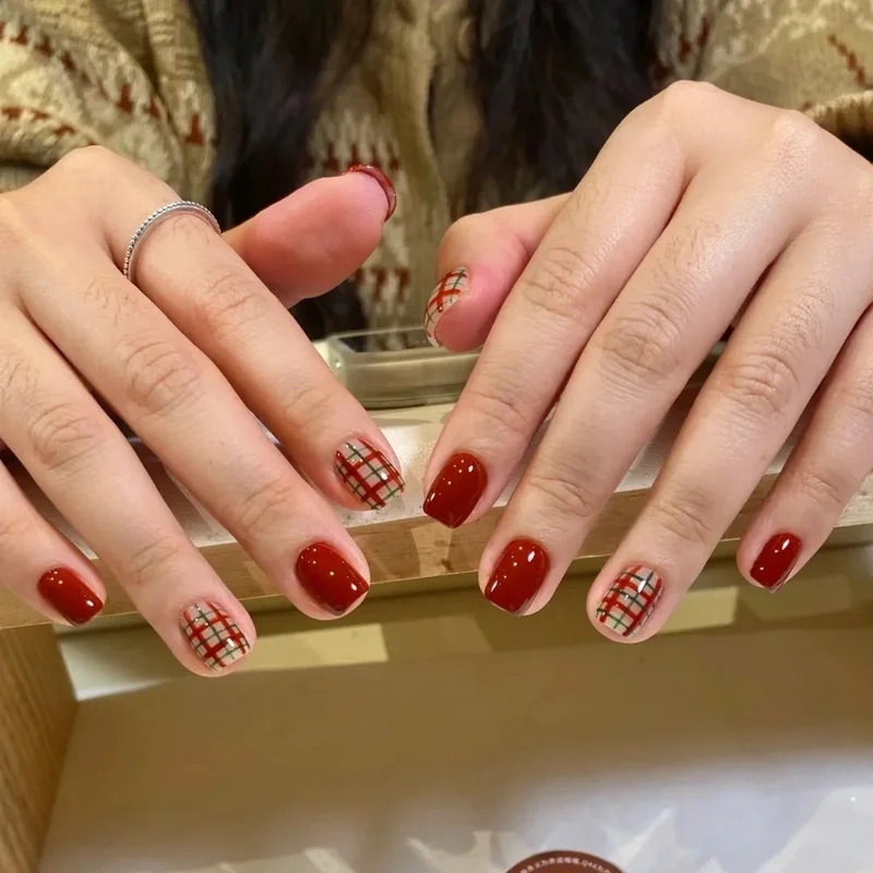Tết này nàng chọn bộ móng tết kiểu gì rồi