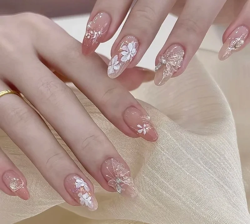 Đón lộc đầu năm với bộ nail chơi tết đầy màu sắc