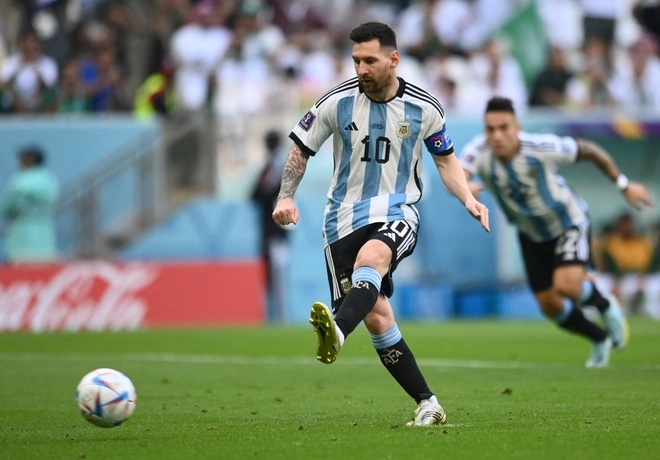 messi đá world cup 2022 rực rỡ
