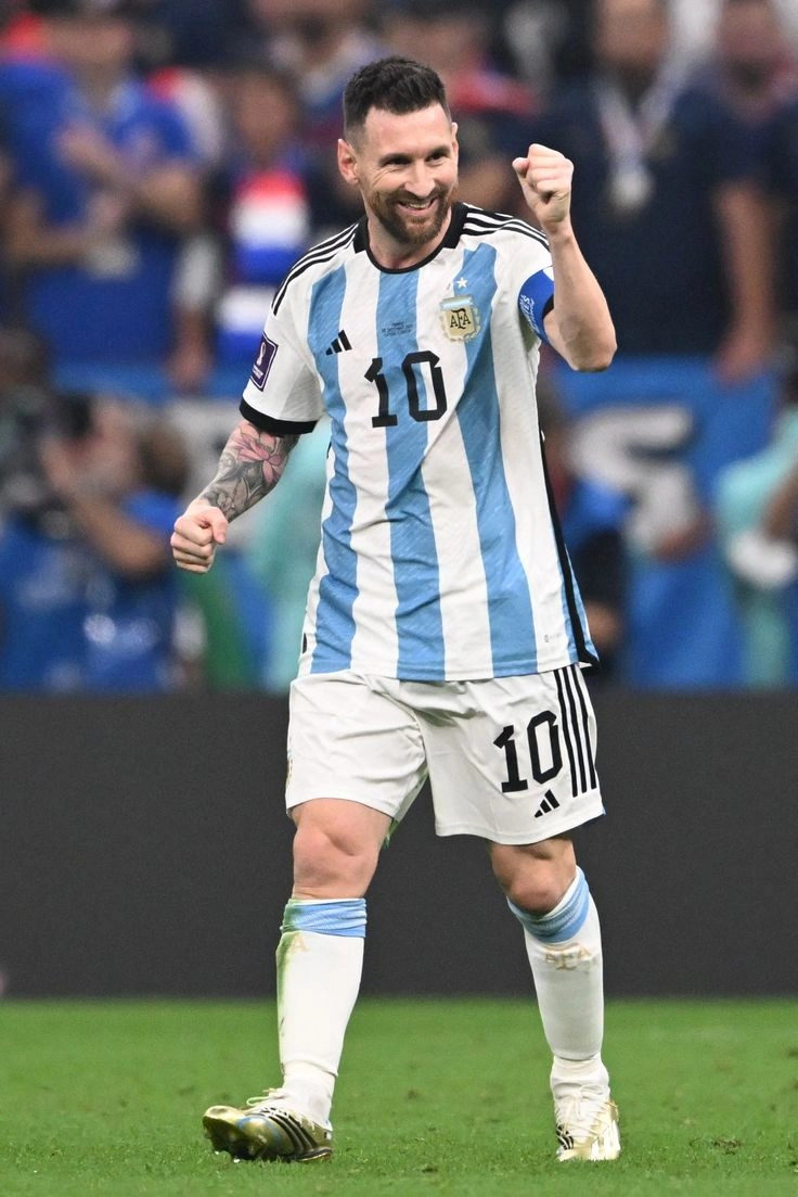 bóng đá của messi đầy cảm hứng