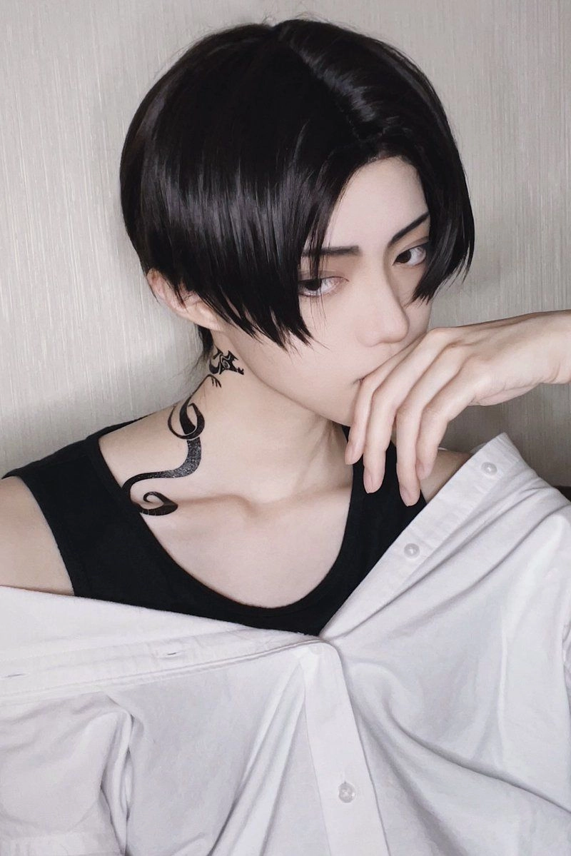 Cosplay Mikey tóc đen đầy thần thái gây sốt mạng