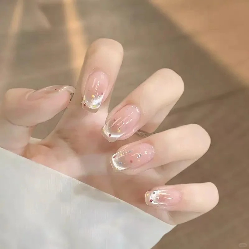 Gợi ý chi tiết cách sơn gel mắt mèo kim cương tại nhà