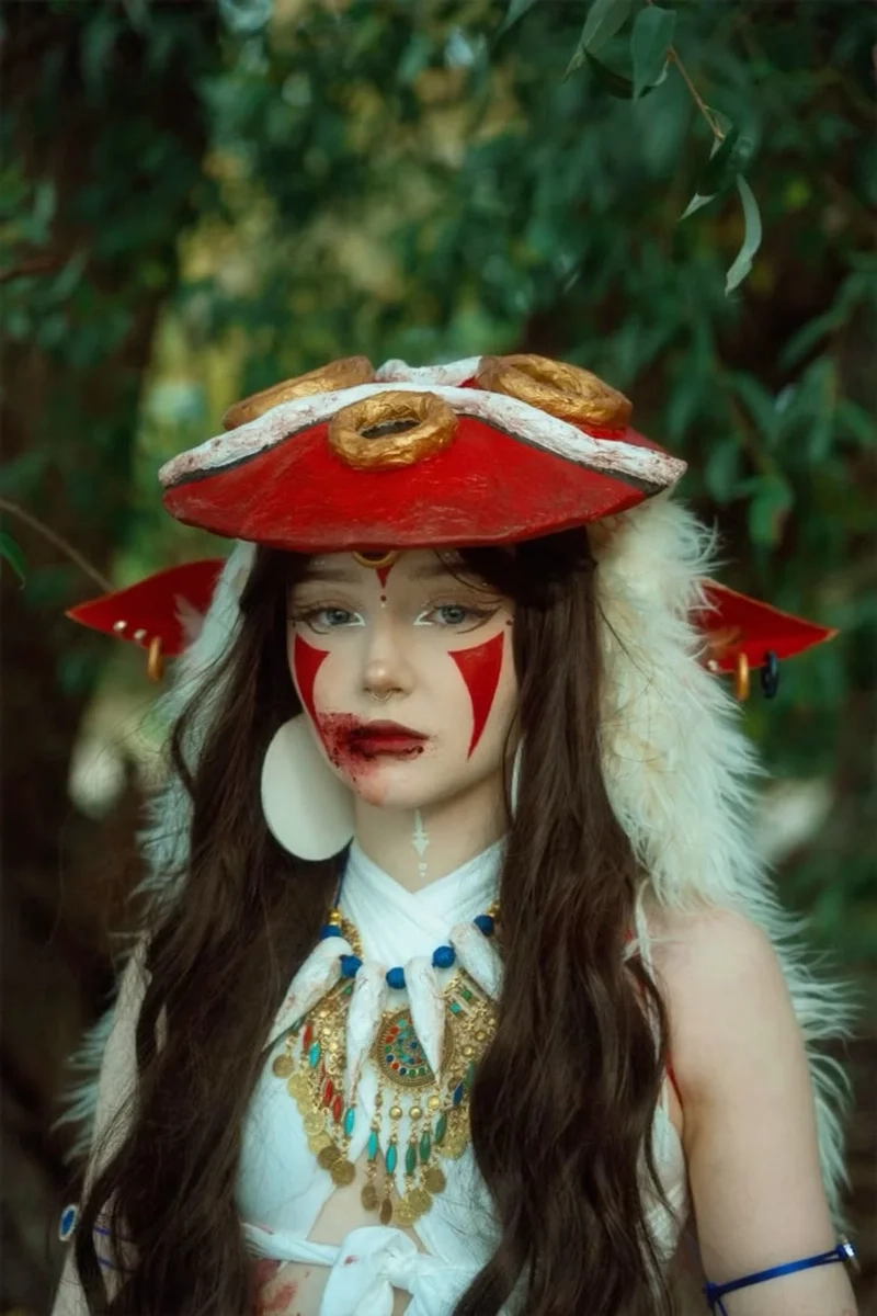 Mononoke cosplay gây ấn tượng bởi thần thái hoang dã