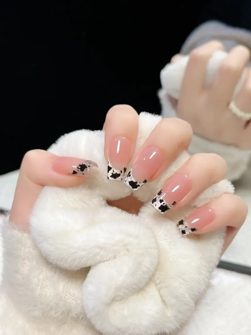 Màu bò sữa nail đẹp dịu dàng và rất hợp thời trang