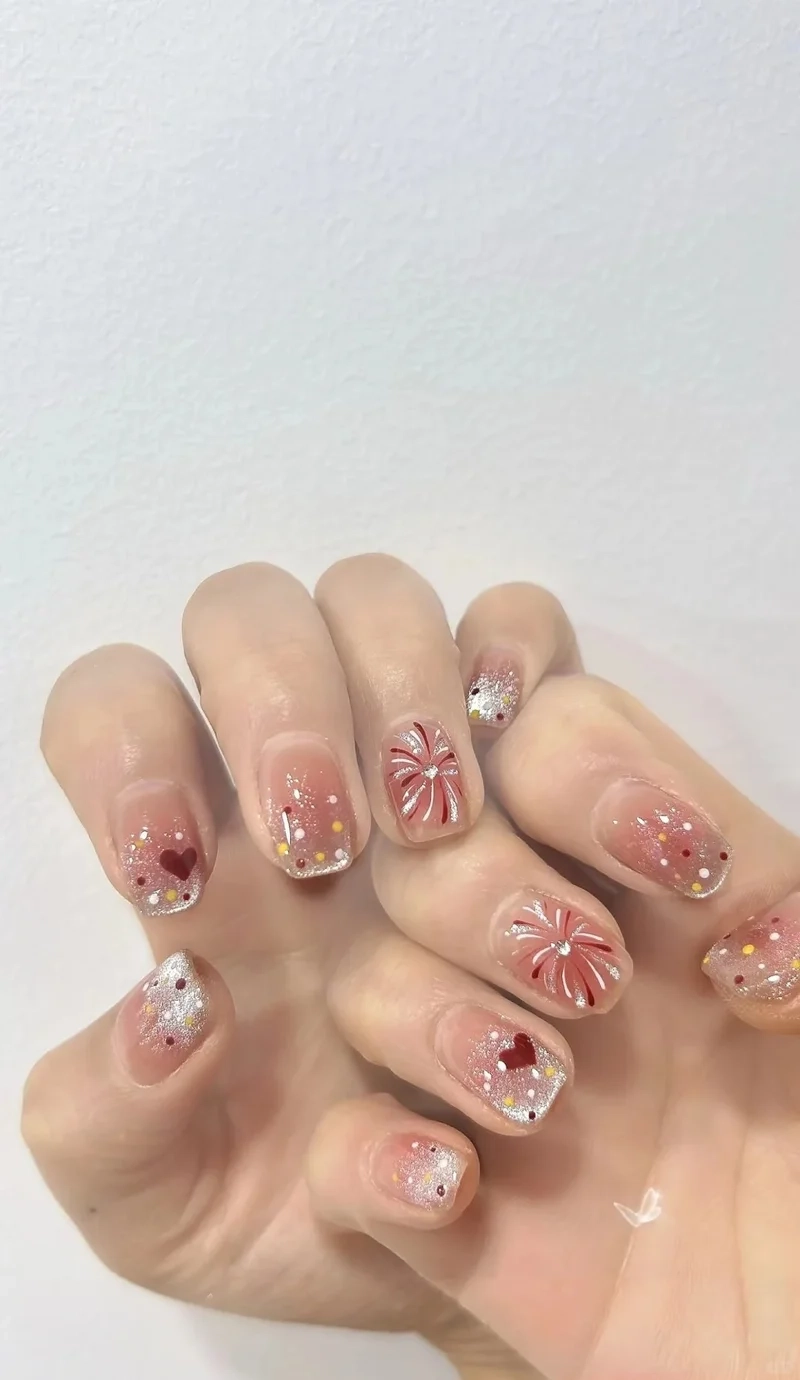 Chất phát ngất với màu nail tròn cho da ngăm cực mới lạ