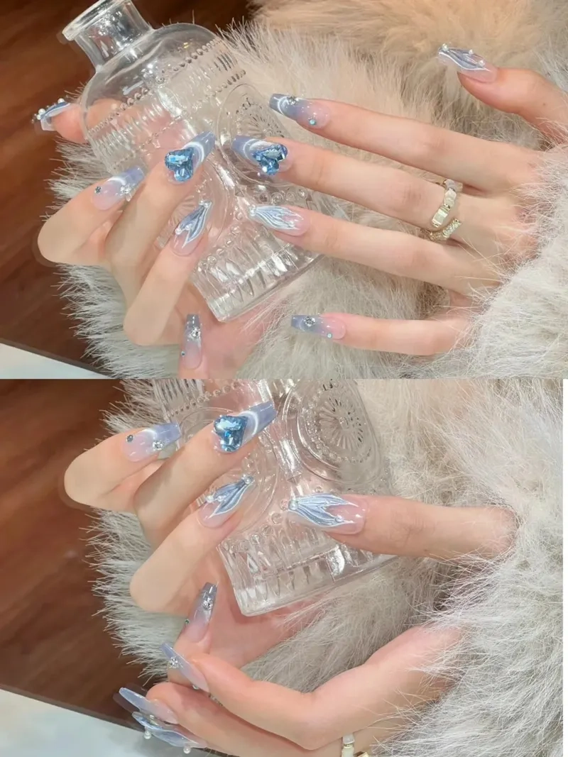Khám phá các mẫu nail đi biển đẹp để tự tin diện những bộ bikini yêu thích