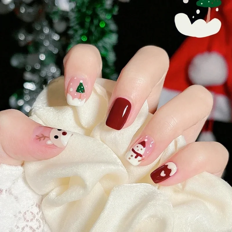 Gợi ý mẫu nail giáng sinh đẹp cho nàng cá tính