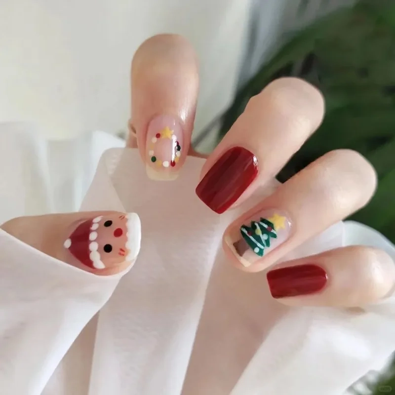Tỏa sáng cùng mẫu mẫu móng tay giáng sinh siêu xinh