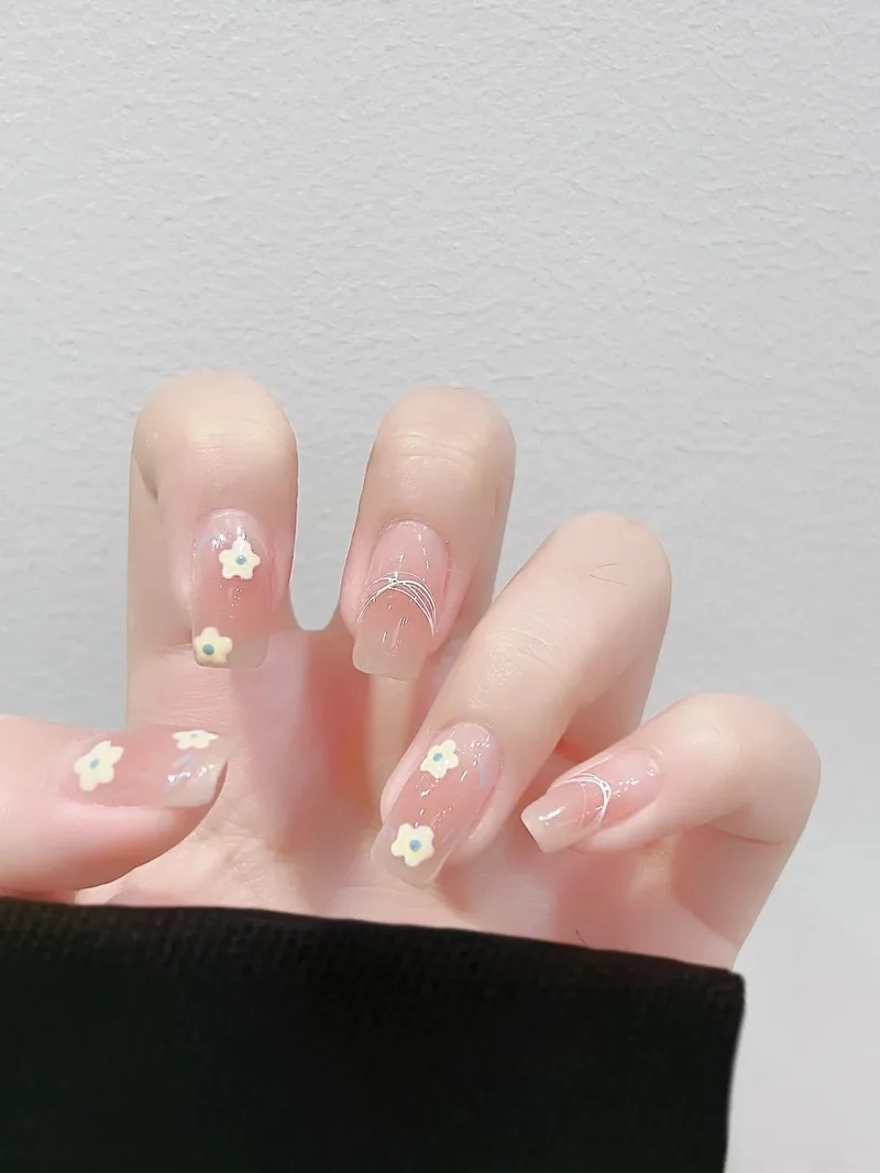 Mẫu móng hoa nhí hot nhất hiện nay, nàng đừng bỏ lỡ