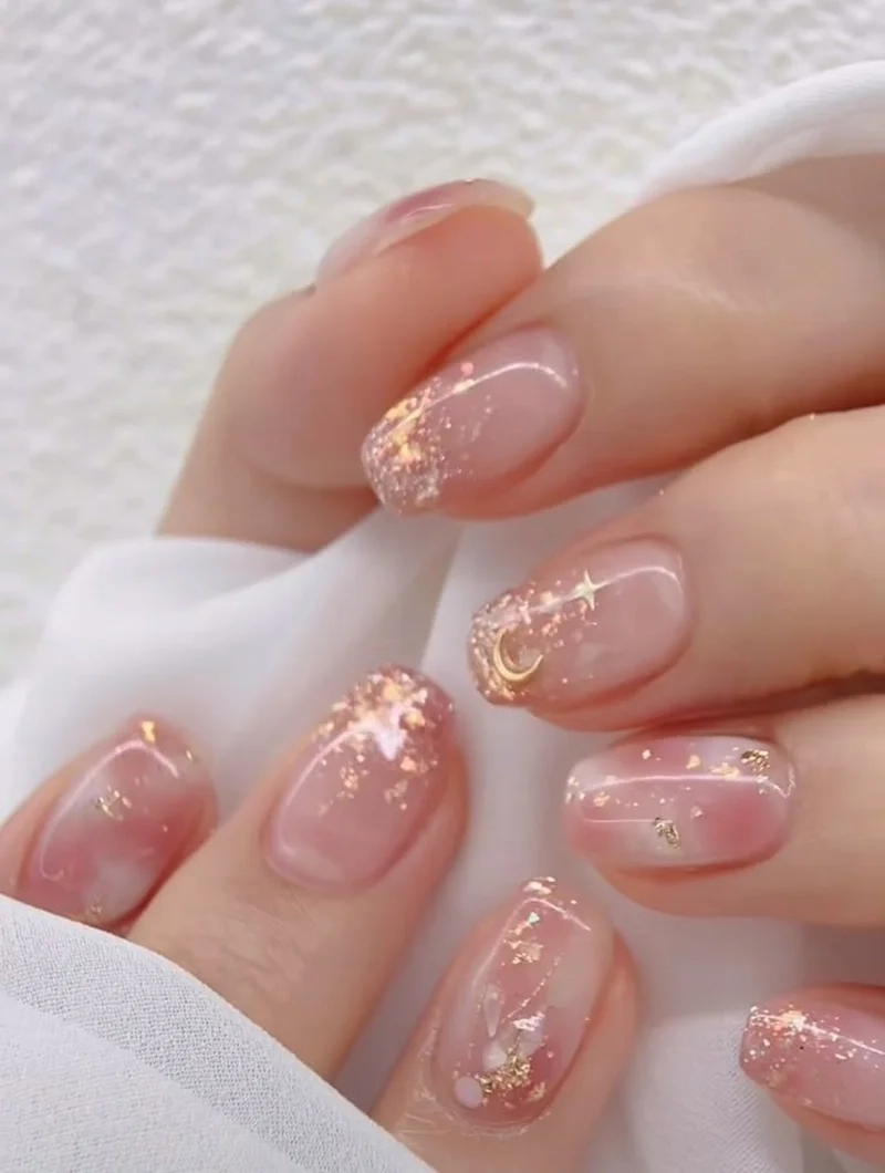 Bật mí mẫu làm nail loang hot nhất tuần này