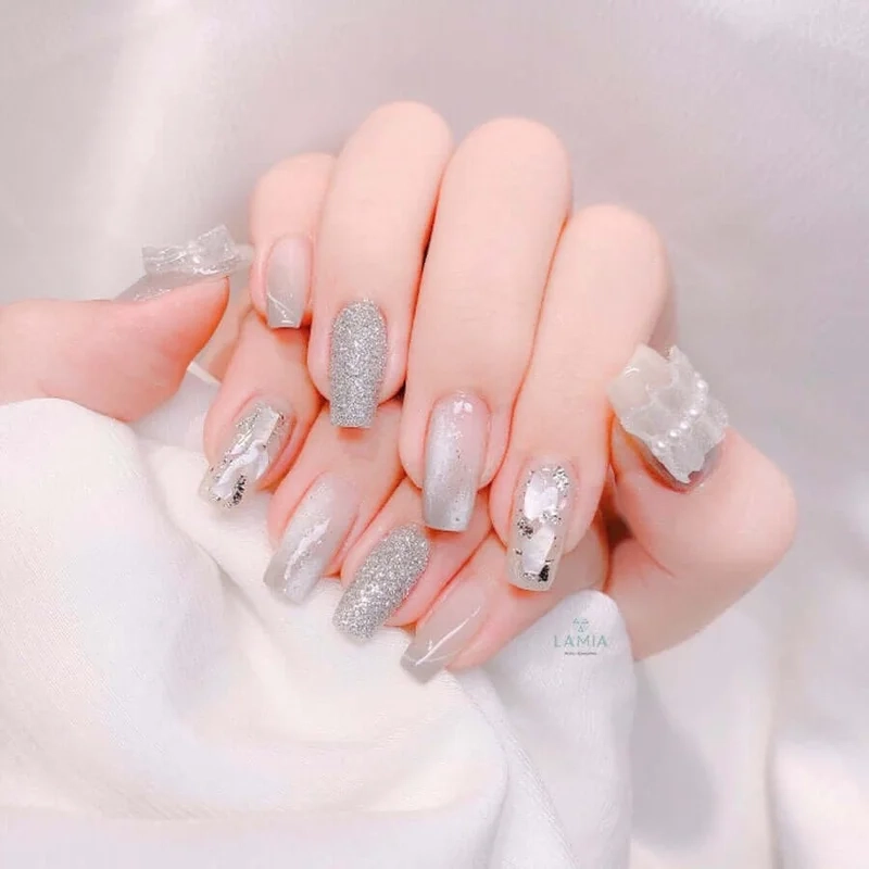 Cùng khám phá top mẫu nail màu loang được săn đón