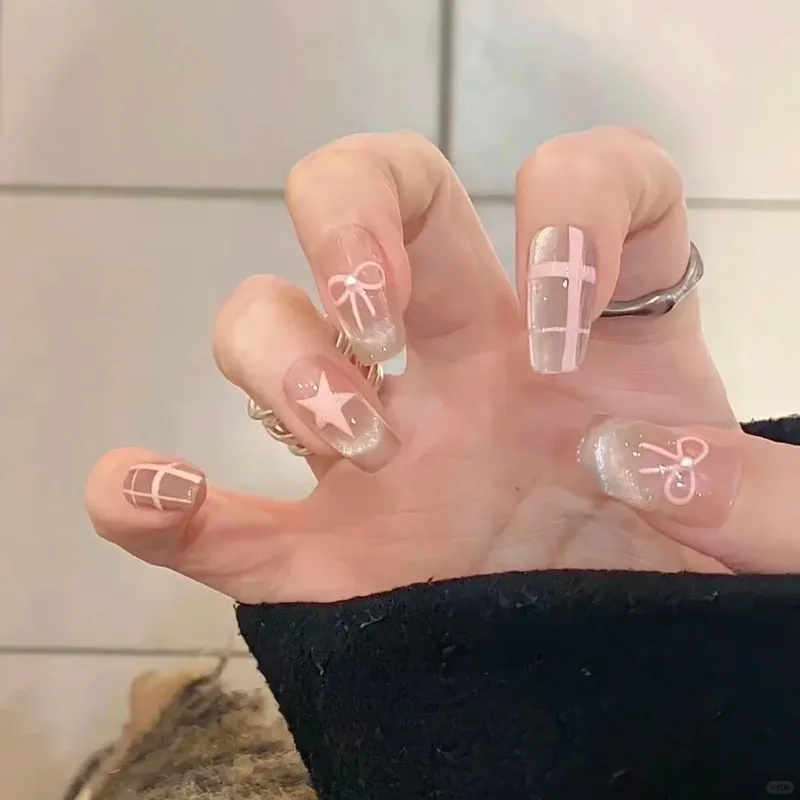 Danh sách mẫu nail dài vuông đẹp sang trọng
