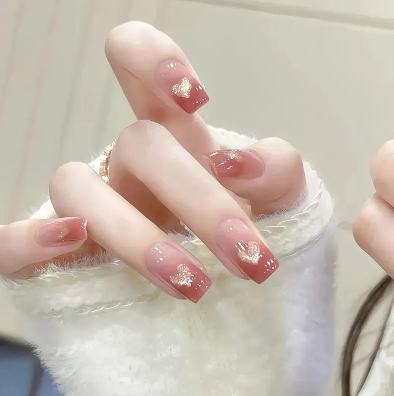 Thay đổi diện mạo với móng vuông đẹp ngay hôm nay