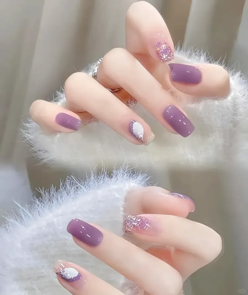 Nâng cấp phong cách với móng tím đẹp