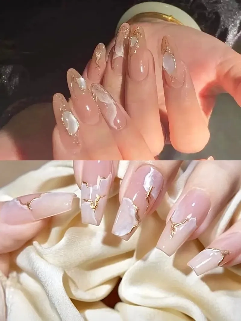Sơn móng tay vân đá tạo hiệu ứng loang tuyệt đẹp cho móng của bạn
