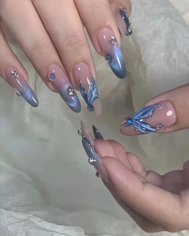 Style mới cho nàng với bộ nail màu xanh dương