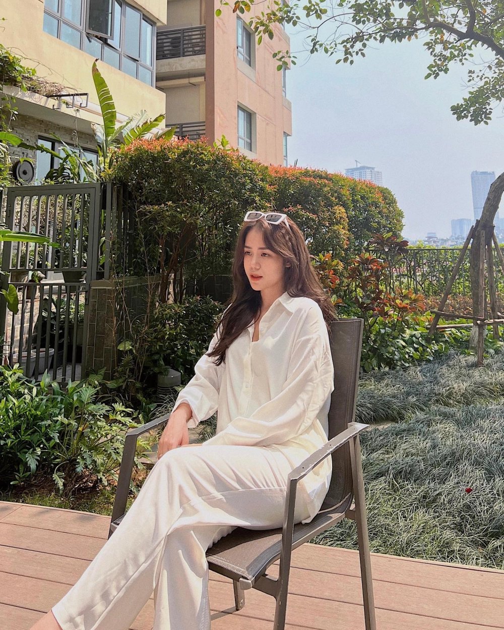 ca sĩ nguyễn hương ly sinh năm bao nhiêu là câu hỏi mà nhiều fan quan tâm để biết thêm về tuổi thật của cô
