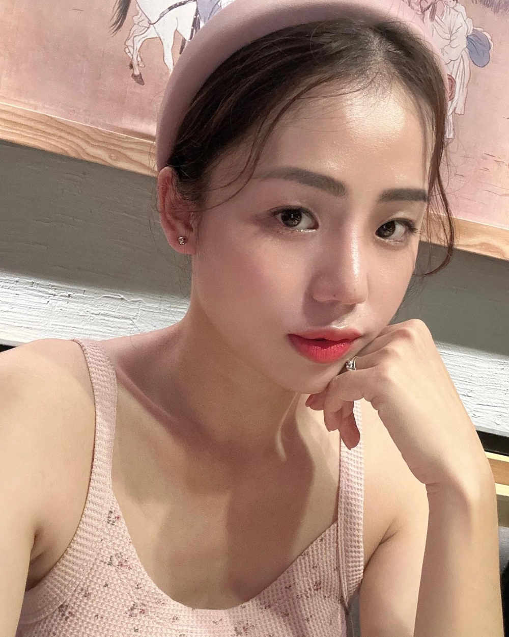 nguyễn hương ly remix mang đến những bản phối mới lạ và đầy năng lượng cho các ca khúc của cô