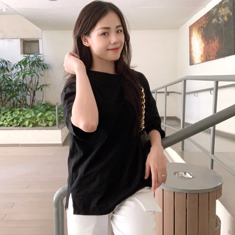 nguyễn hương ly là ai là câu hỏi mà nhiều người muốn biết về ca sĩ tài năng này