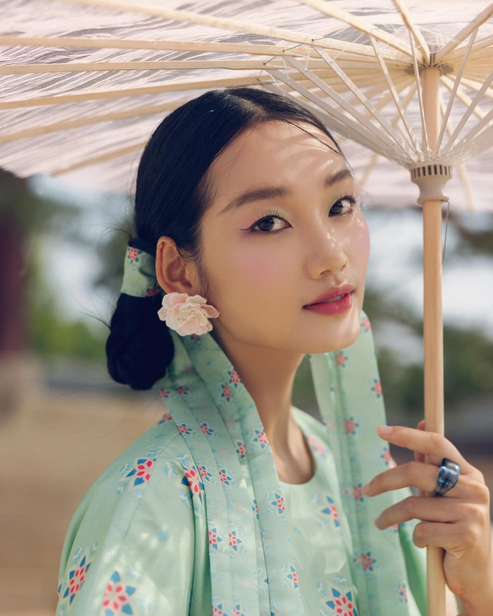 Tìm hiểu Nguyễn Quỳnh Anh sinh năm bao nhiêu và năm sinh đầy ấn tượng của cô