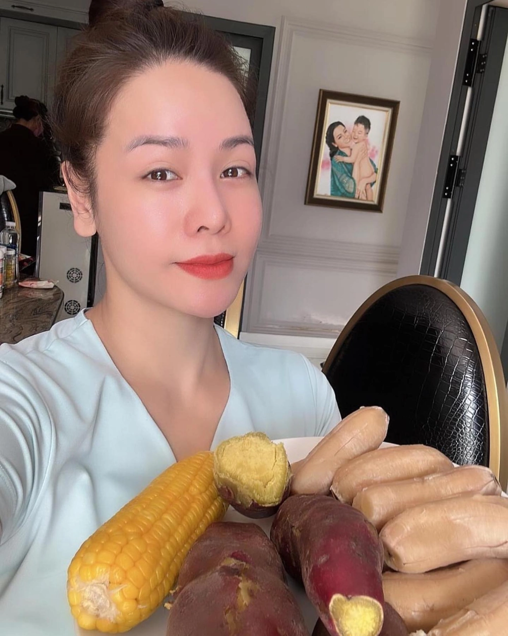 Giọng ca ngọt ngào, cảm xúc của Nhật Kim Anh hát