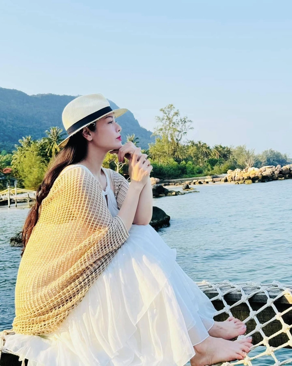 Tận hưởng phút giây thư giãn khi hát karaoke Nhật Kim Anh