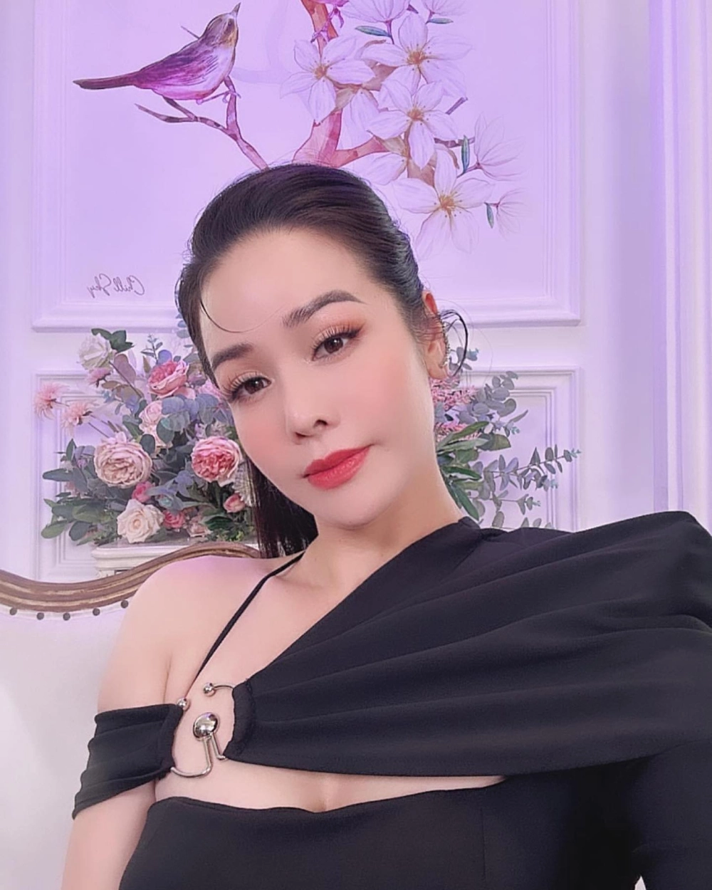 Trọn vẹn cảm xúc qua lời bài hát Nhật Kim Anh Đoạn Đường Vắng