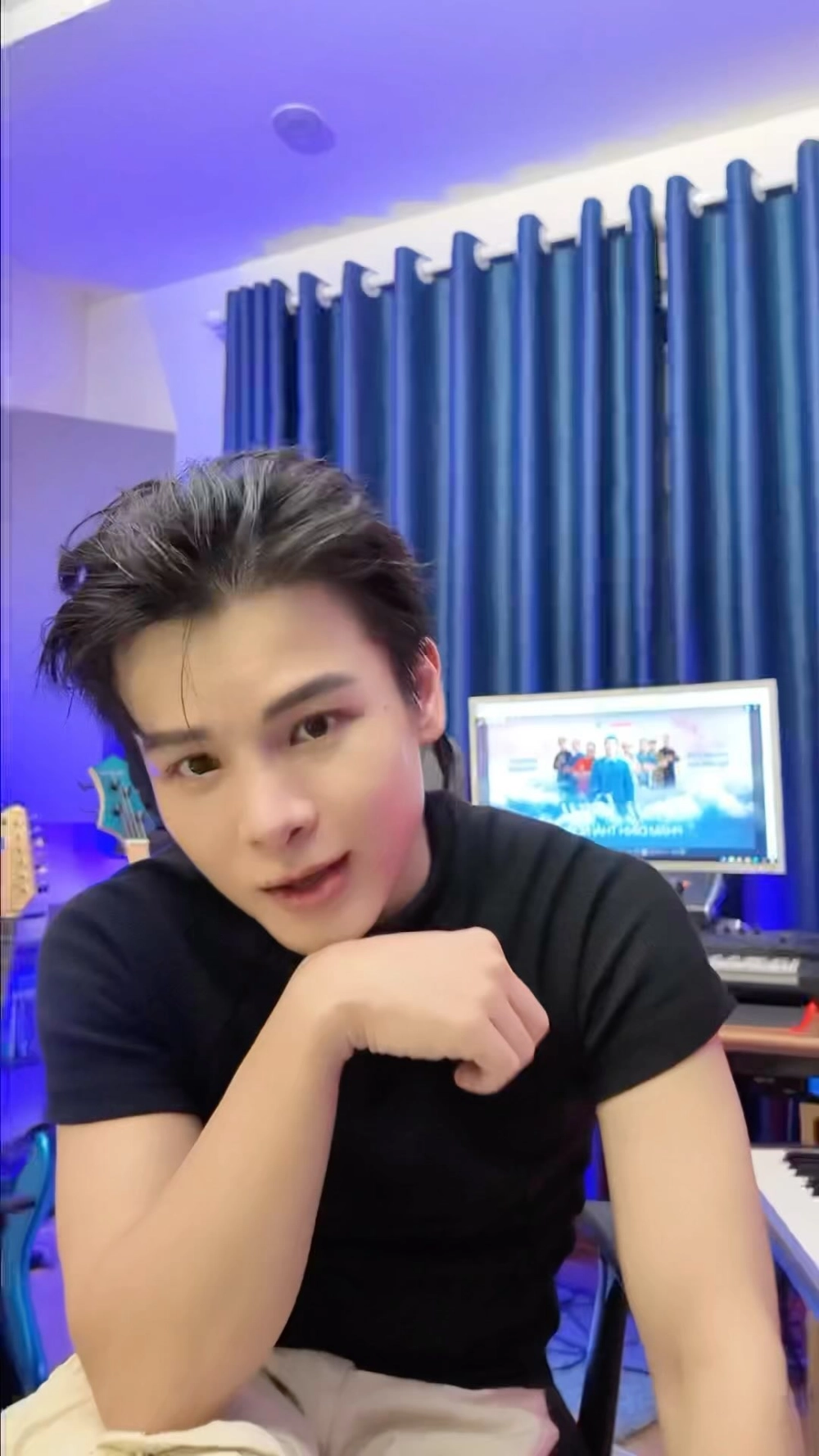 Em ổn không Phạm Đình Thái Ngân làm mưa làm gió trên BXH