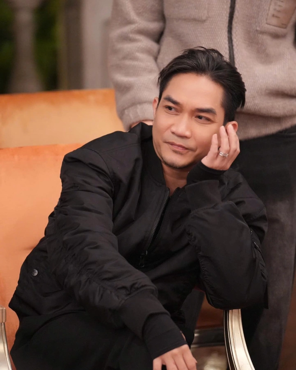 Cùng nhau thể hiện bài hát karaoke Lợi danh Phạm Khánh Hưng