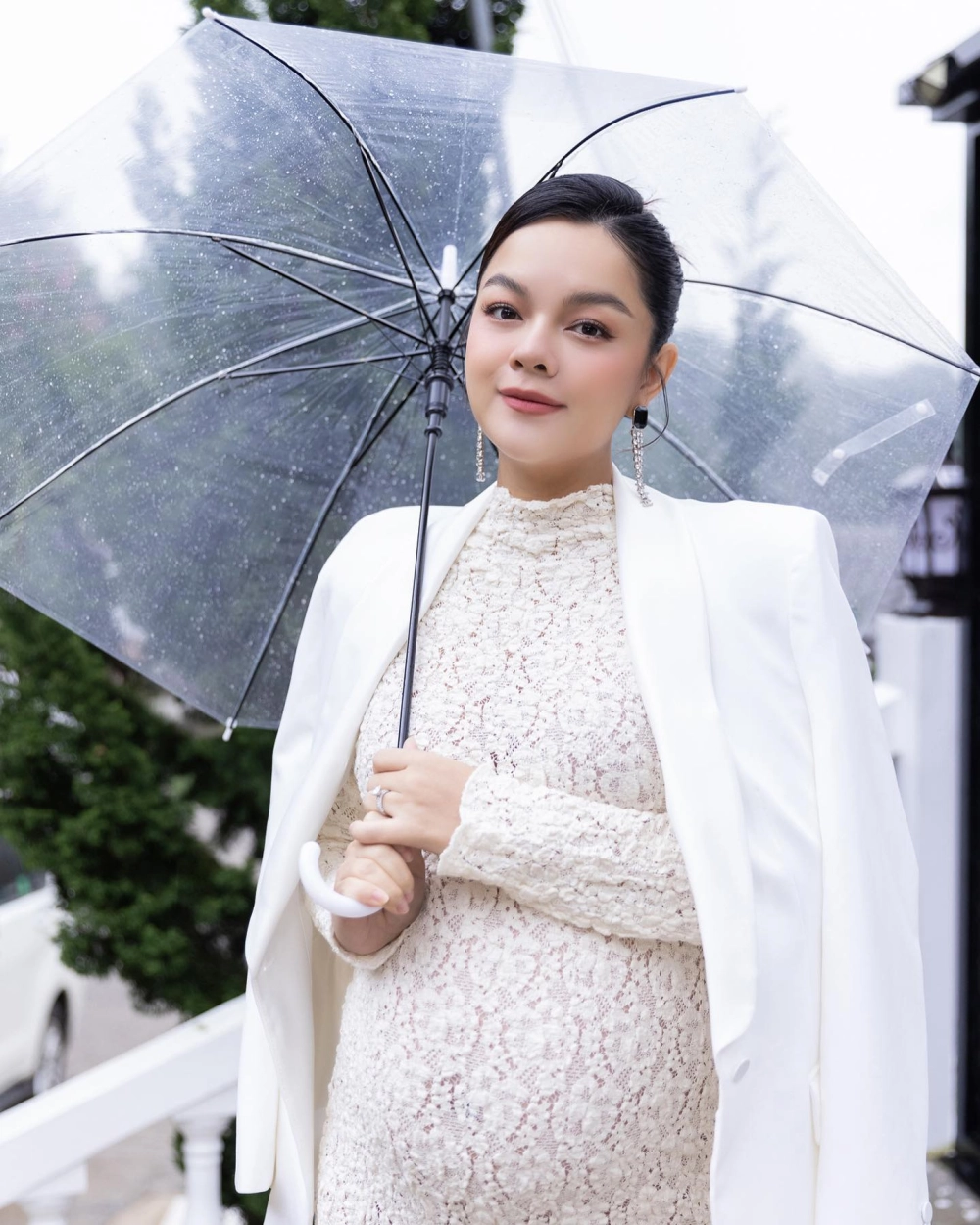Lời bài hát Phạm Quỳnh Anh Càng Xa Càng Nhớ đong đầy cảm xúc yêu thương