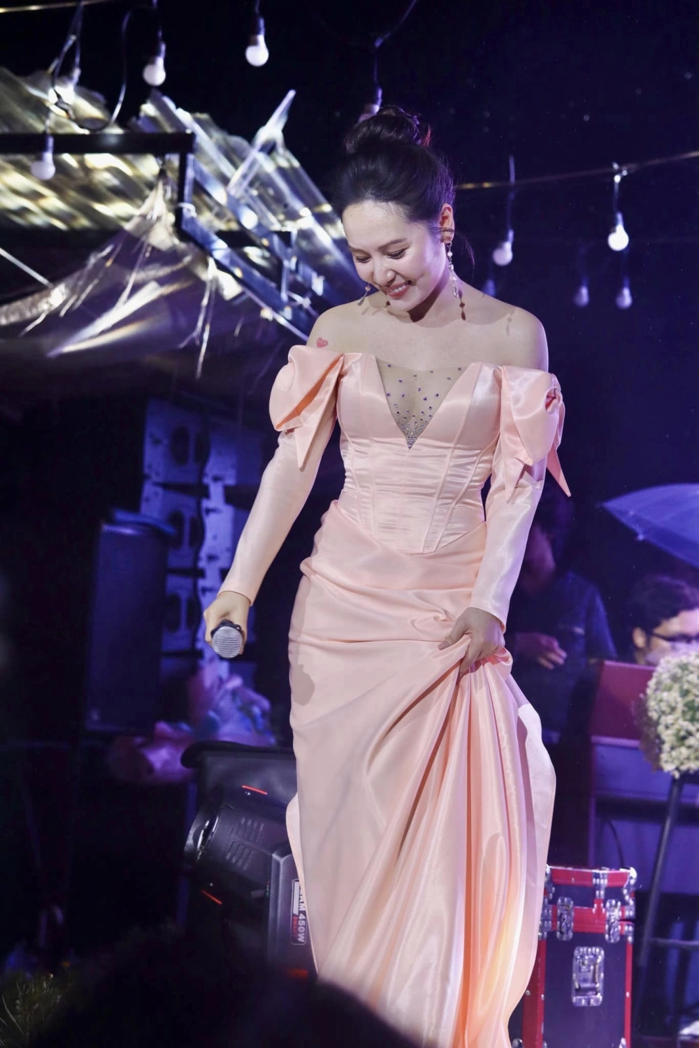 Phương Linh và Hà Anh Tuấn tạo nên những màn trình diễn karaoke ngọt ngào