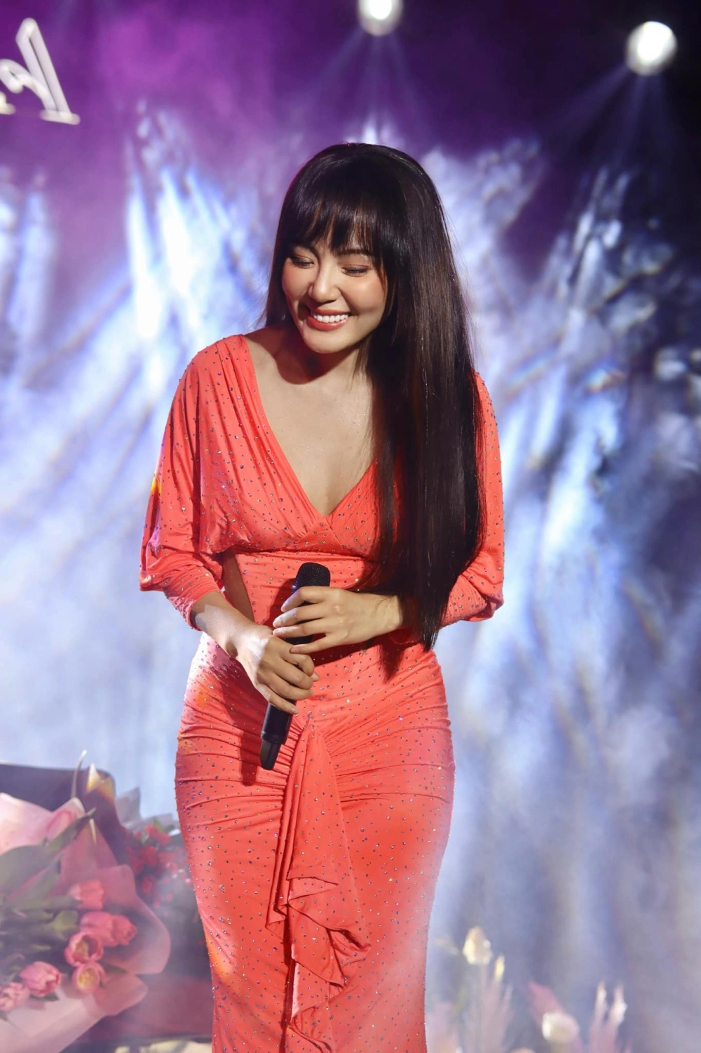 Cơn Mưa Tình Yêu của Phương Linh là một bản ballad ngọt ngào về tình yêu lãng mạn