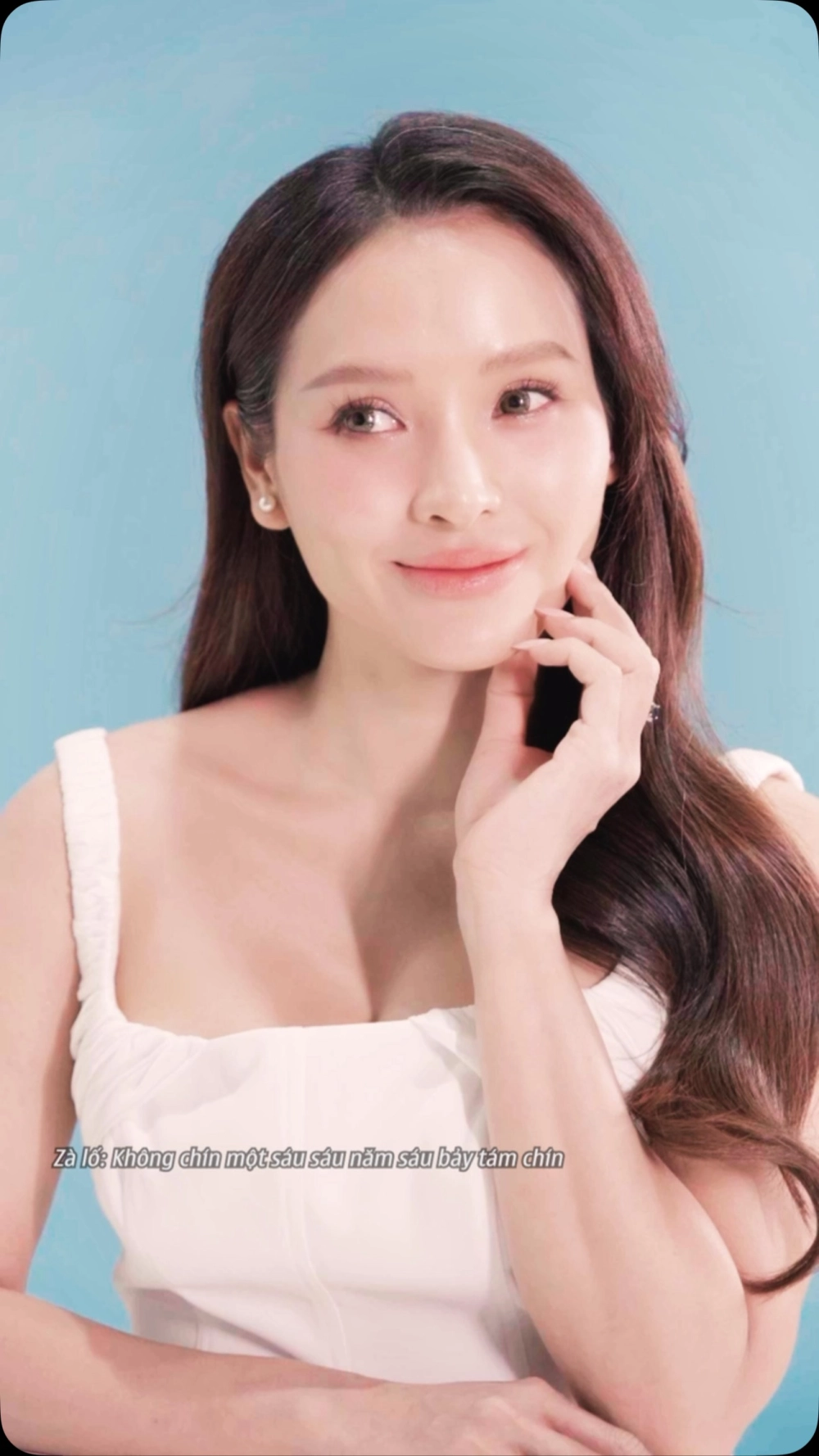 Phương Trinh Jolie sinh năm mấy 1987 chính xác