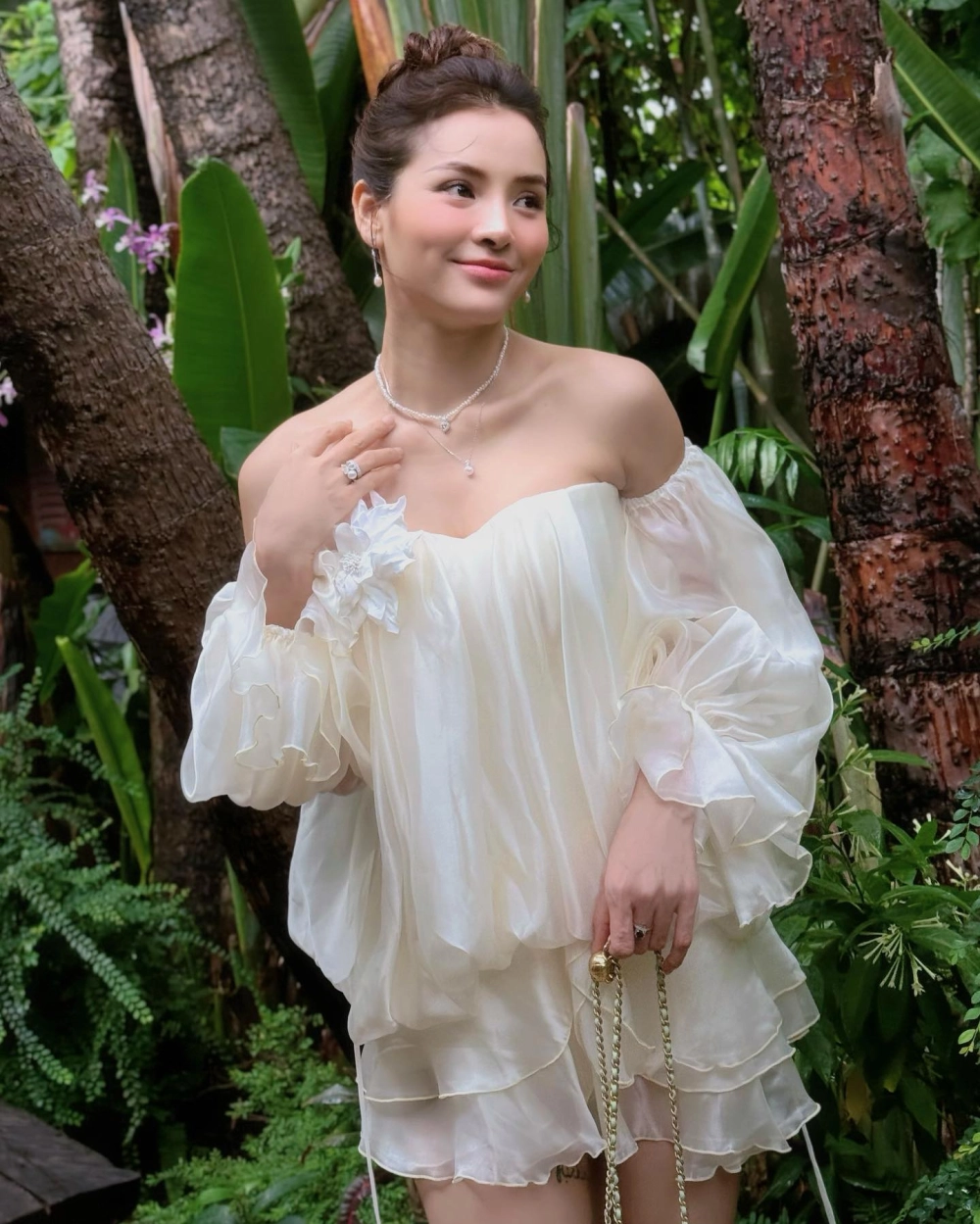 Nhạc Phương Trinh Jolie ngọt ngào với các ca khúc tình yêu