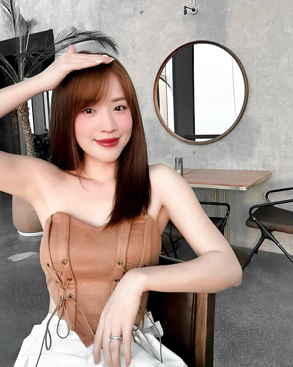 Puka có chồng chưa là câu hỏi mà người hâm mộ quan tâm về chuyện đời tư của cô.