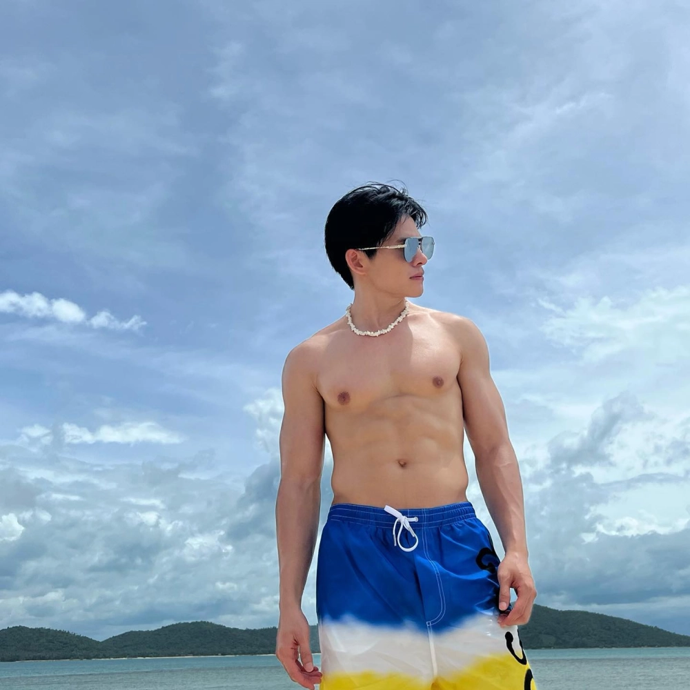 Phim Hàn Quốc thiên nga đỏ và Quốc Thiên liên quan