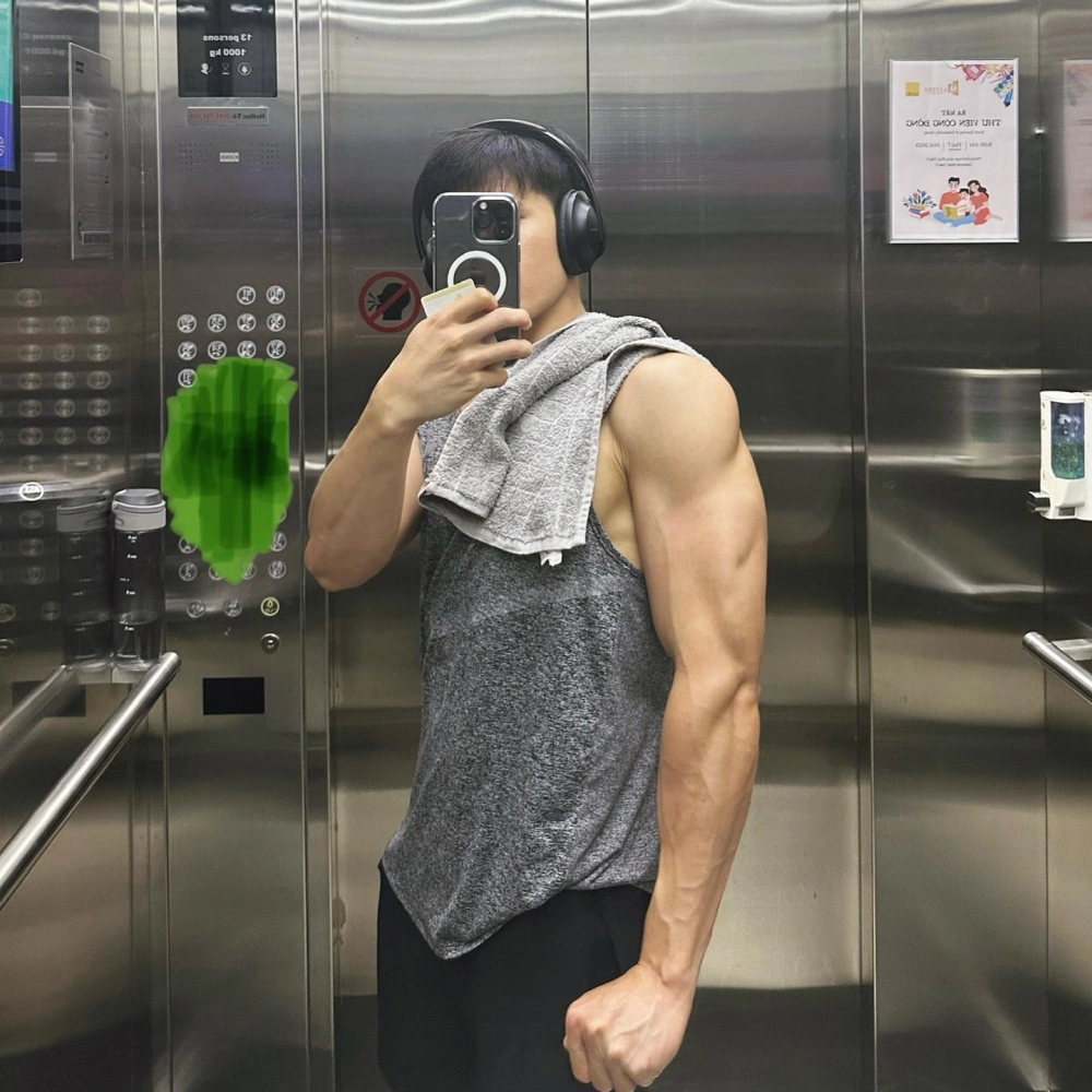 Liveshow Quốc Thiên kỷ niệm 20 năm rực rỡ