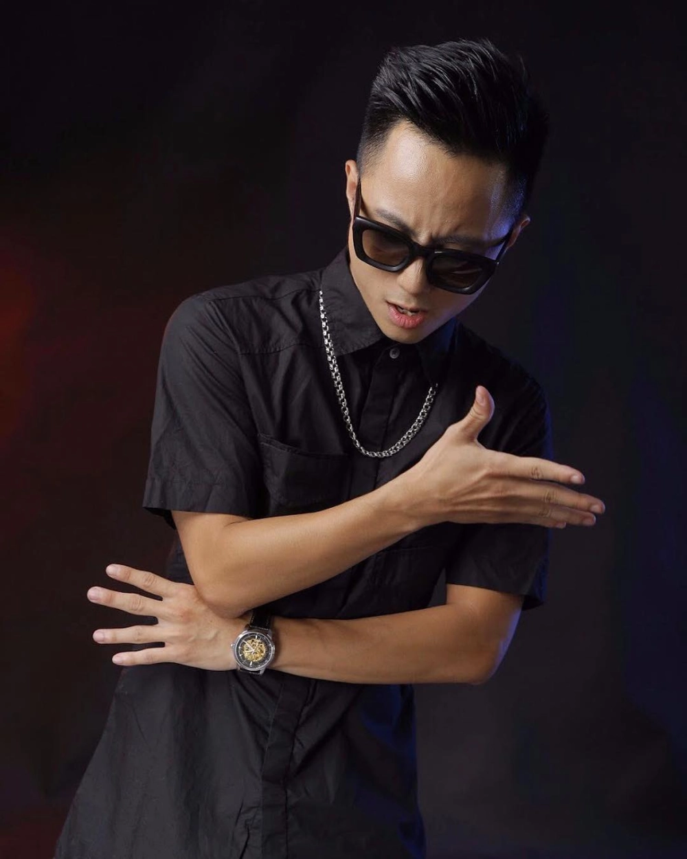 Khám phá danh sách nhạc RHYMASTIC PLAYLIST với những bài hát hay nhất