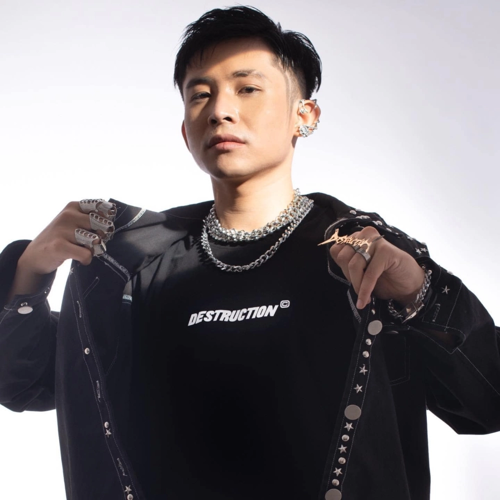 Ca khúc ricky star em iu mang đến những giai điệu ngọt ngào khiến fan yêu thích