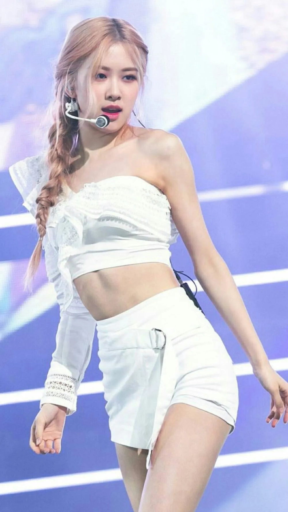 Hình nền Rosé cute dễ thương luôn là sự lựa chọn yêu thích của fan Blackpink