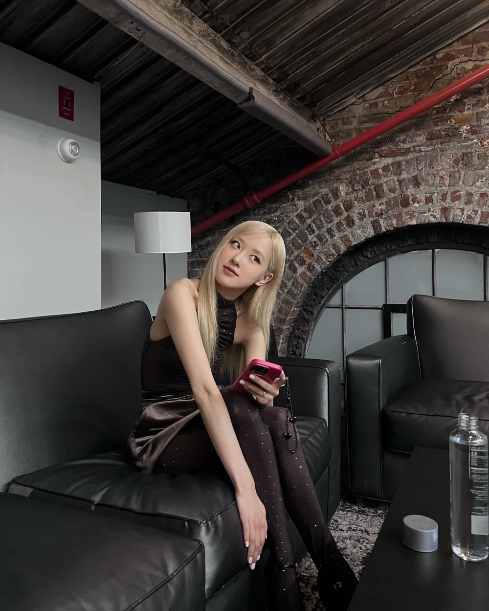 Rosé đại sứ thương hiệu nào, đẳng cấp quốc tế